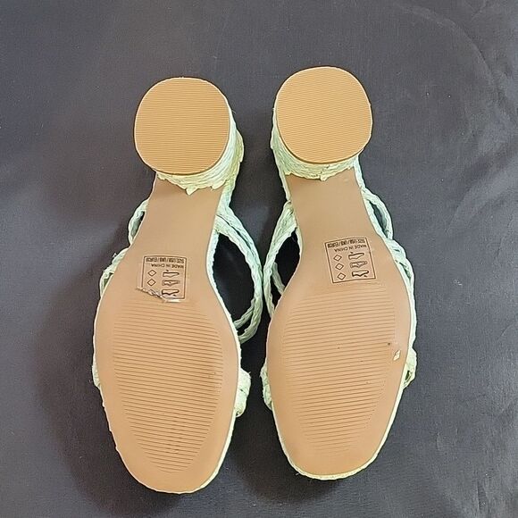 BRAND NEW QUPID MINT STRAPPY SANDAL - Picture 12 of 16